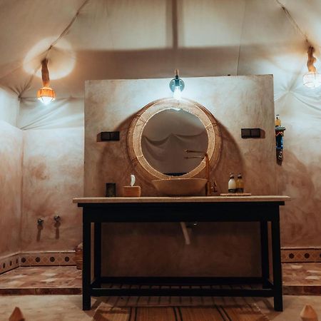 Glamping Milenario メルズーガ エクステリア 写真