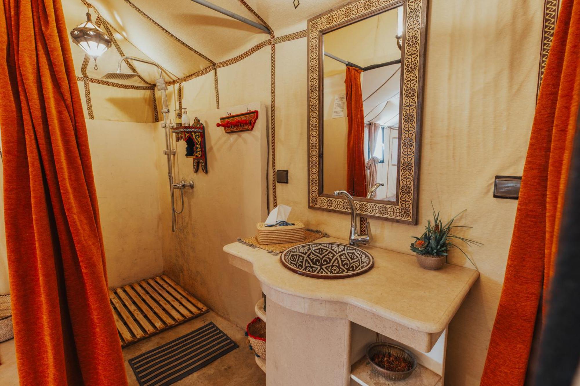 Glamping Milenario メルズーガ エクステリア 写真