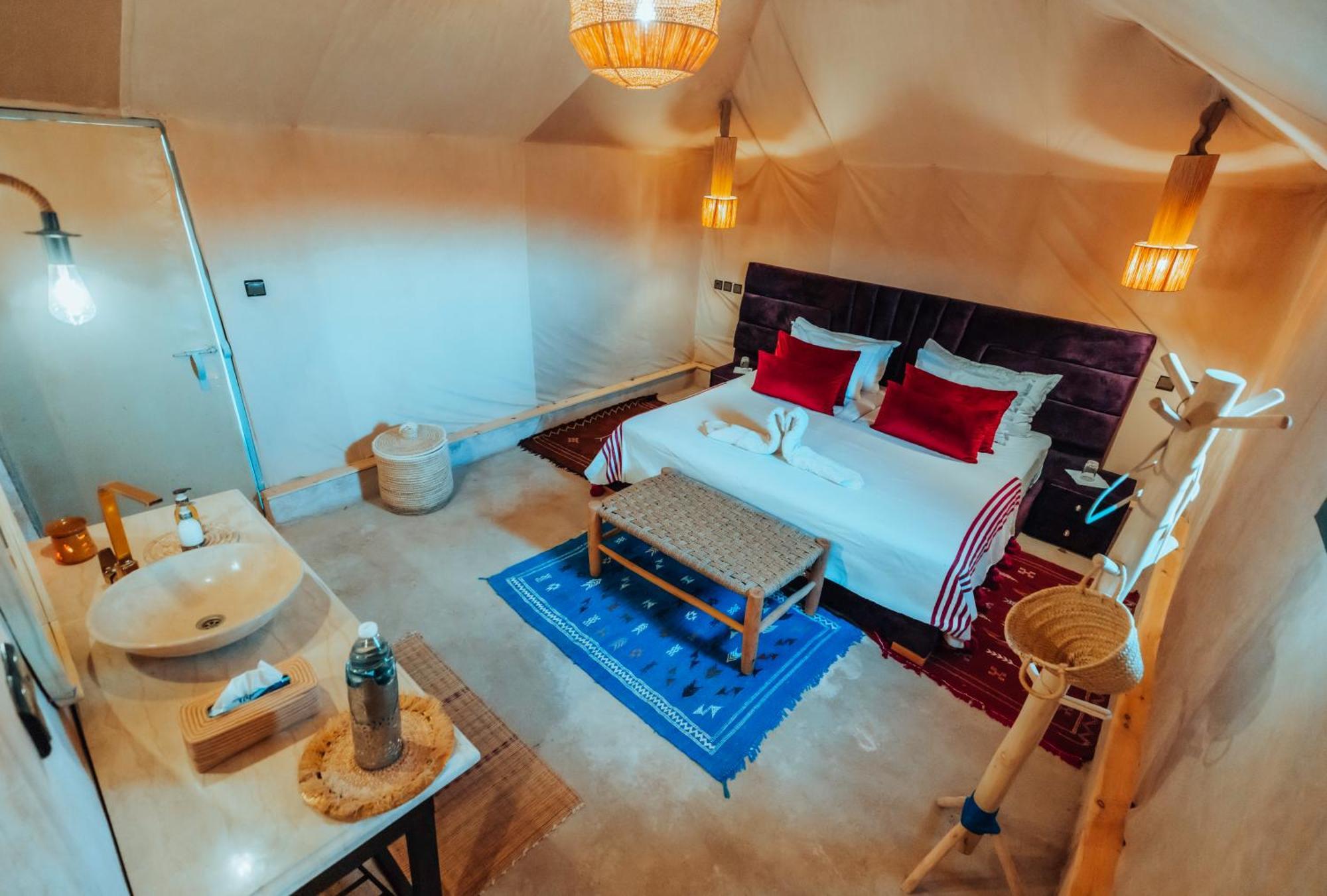 Glamping Milenario メルズーガ エクステリア 写真