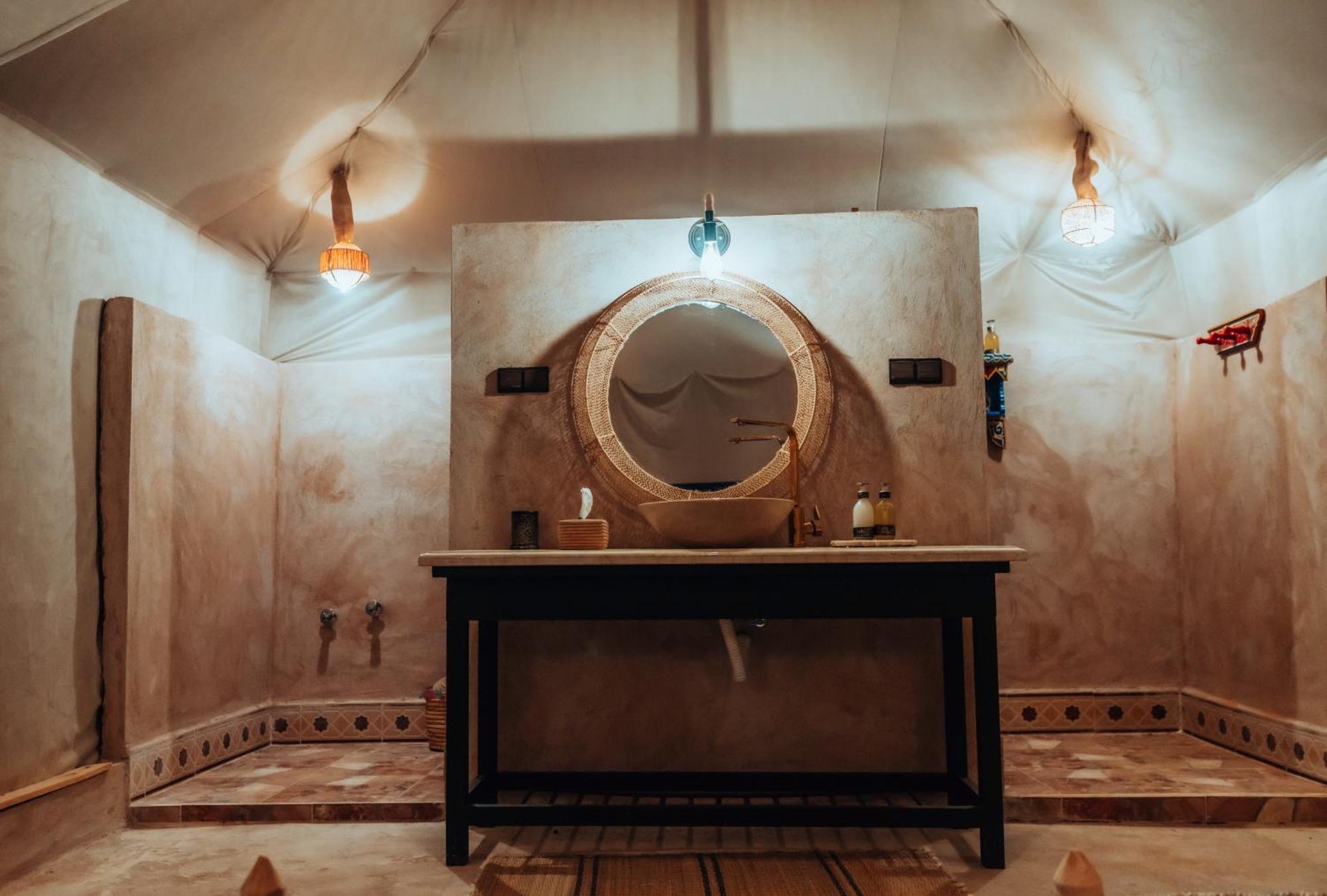 Glamping Milenario メルズーガ エクステリア 写真