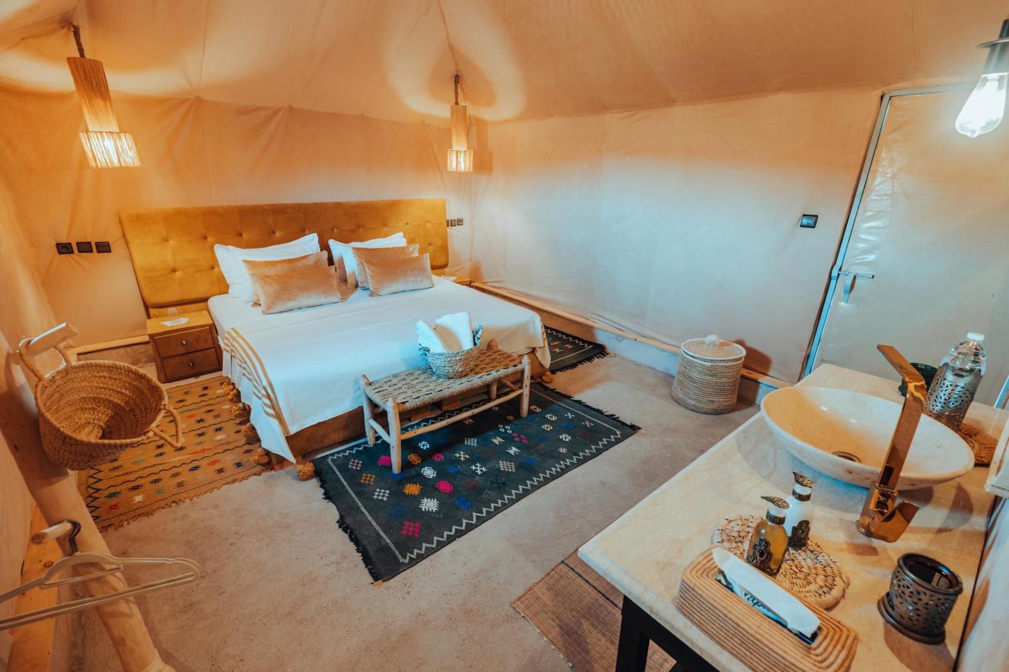Glamping Milenario メルズーガ エクステリア 写真